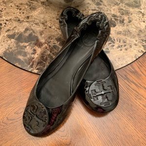 Tory Burch Black Patent Leather Flats Size 6M